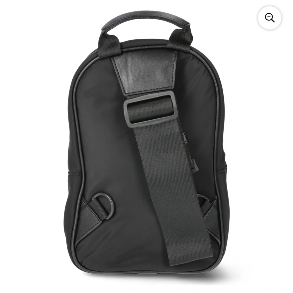 No Boundaries Women’s Black Hands Free Sling Bag Backpack NWOT